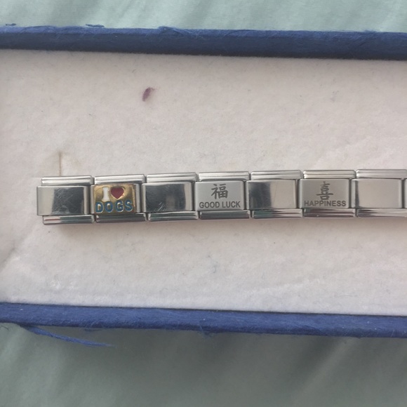 Pagoda Link Charm Bracelet - Picture 7 of 10